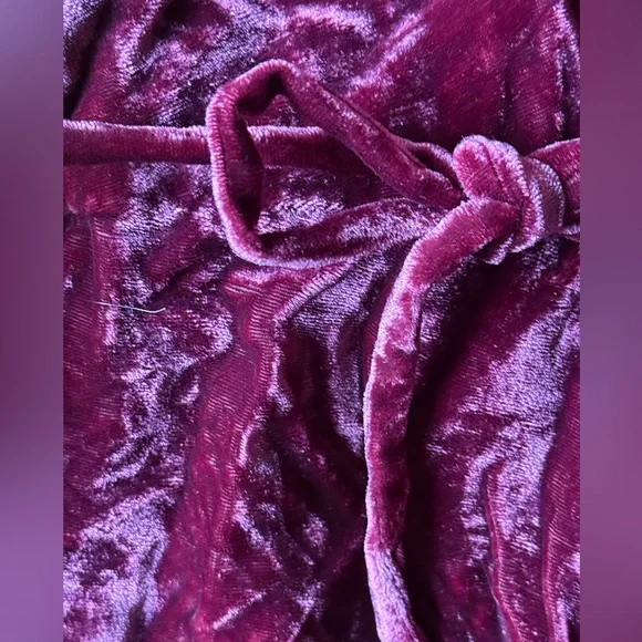 Crushed velvet top - Picture 2 of 7